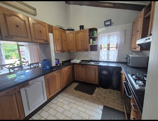 3 BEDROOM TOWNHOUSE FOR SALE IN BEACON ROCKS